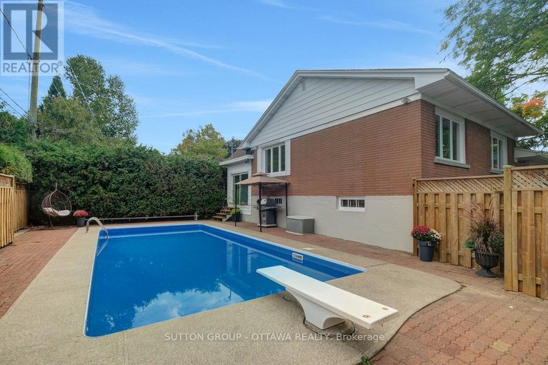 28890057/680-weston-drive/elmvale-acres/ottawa/ontario/K1G1V8_45