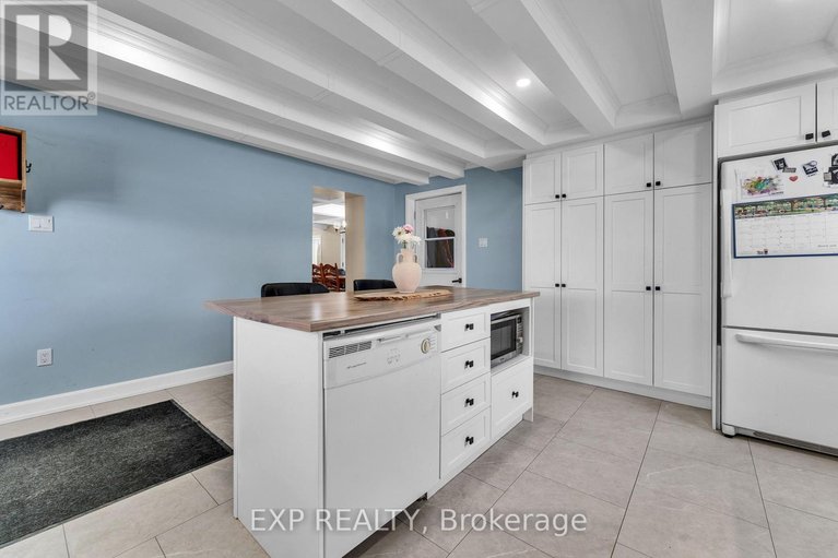 29443321/1526-landry-street/clarencerockland-twp/clarence-rockland/ontario/K0A1N0_13