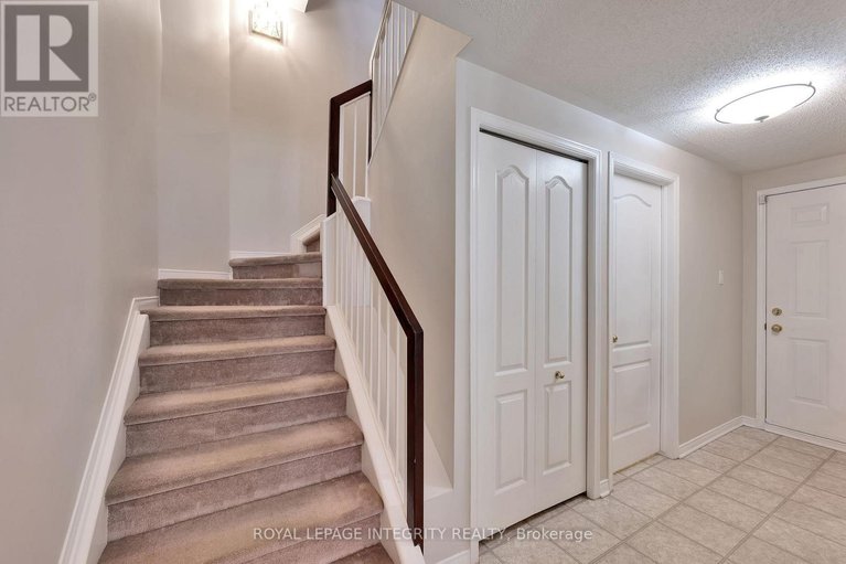 29141805/b-10-daybreak-street/barrhaven-east/ottawa/ontario/K2G6T9_30