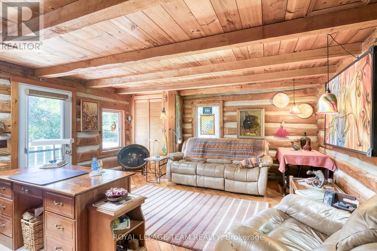 28847636/2828-con10-n/pakenham/mississippi-mills/ontario/K0A2X0_13