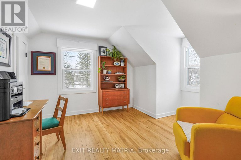 29390178/224-wilshire-avenue/courtland-park/ottawa/ontario/K2C0E5_19