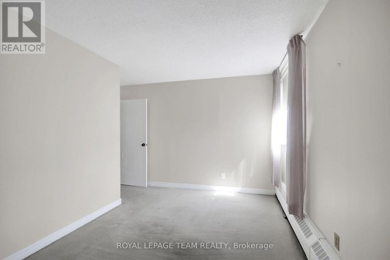 29039346/912-1485-baseline-road/copeland-park/ottawa/ontario/K2C3L8_24