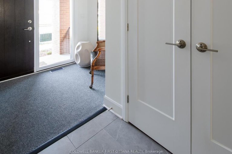 29117238/1702-rotterdam-circle/rural-kanata-central/ottawa/ontario/K2W0N5_2