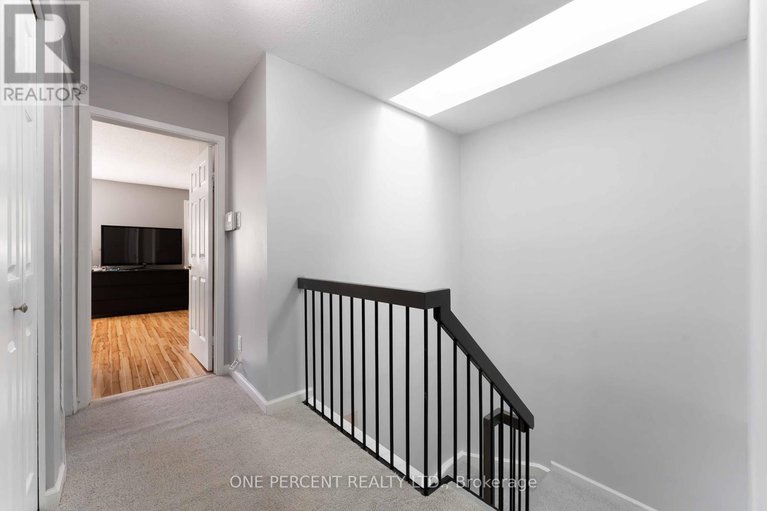 28938369/56-710-coronation-avenue/riverview-park/ottawa/ontario/K1G4G7_10