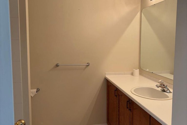 28322403/6-6183-red-willow-drive/chapel-hill/ottawa/ontario/K1C7J1_24