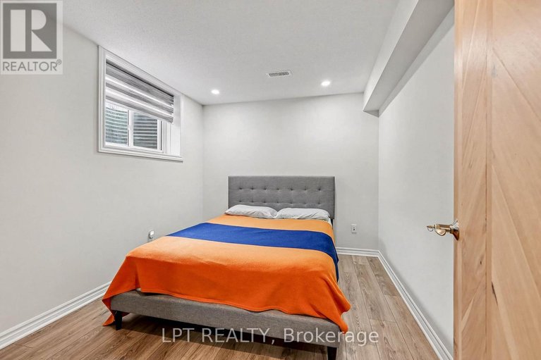 29600476/730-perseus-avenue/half-moon-bay/ottawa/ontario/K2J6V8_27