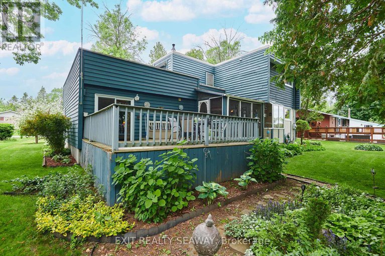 28431917/38-spruce-street/ingleside/south-stormont/ontario/K0C1M0_27
