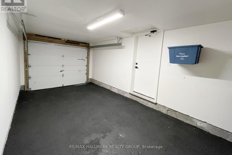 29093842/11-94-esterlawn-private/mckellar-heightsglabar-park/ottawa/ontario/K2A4C1_34