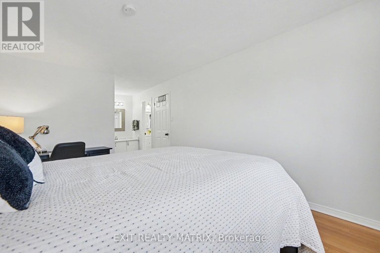 29667143/1583-sunview-drive/orleanssunridge/ottawa/ontario/K1C5A6_23