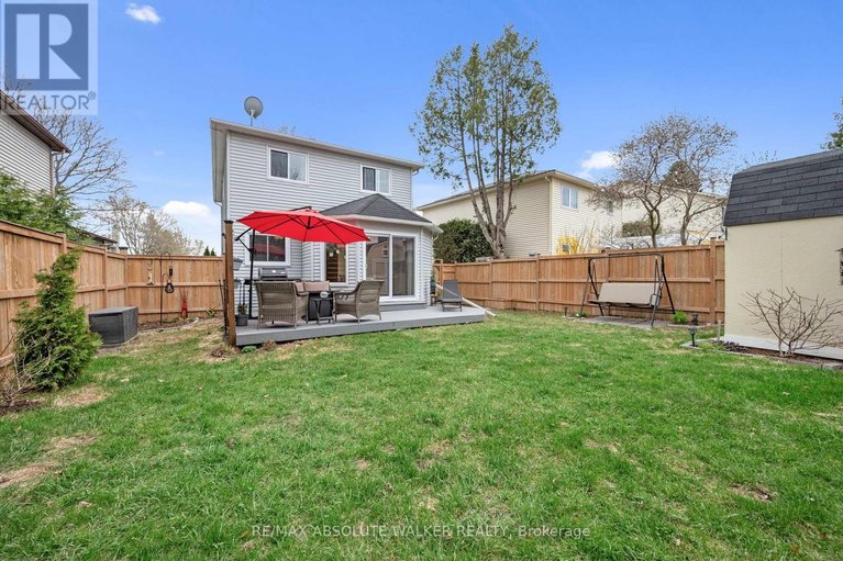 29677661/671-mathieu-way/fallingbrookpineridge/ottawa/ontario/K4A2R6_35