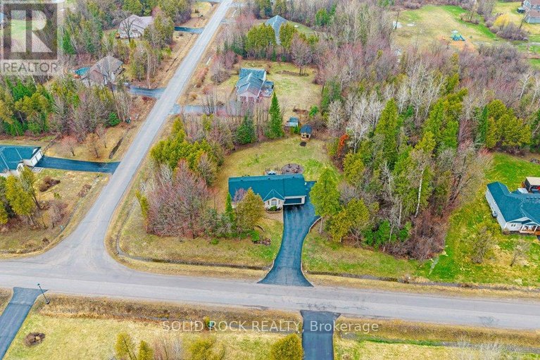 29622725/5-red-oak-drive/north-grenville-twp-kemptville-south/north-grenville/ontario/K0G1J0_11