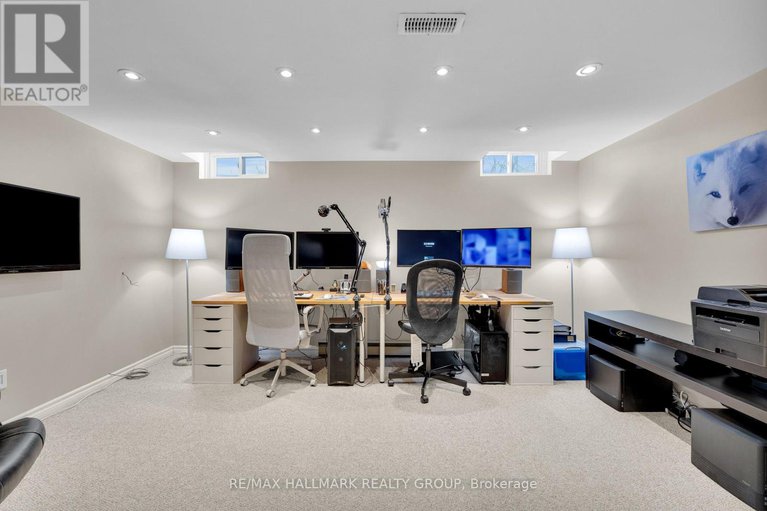 29397624/17-glenmoriston-avenue/glencairnhazeldean/ottawa/ontario/K2L2S3_26