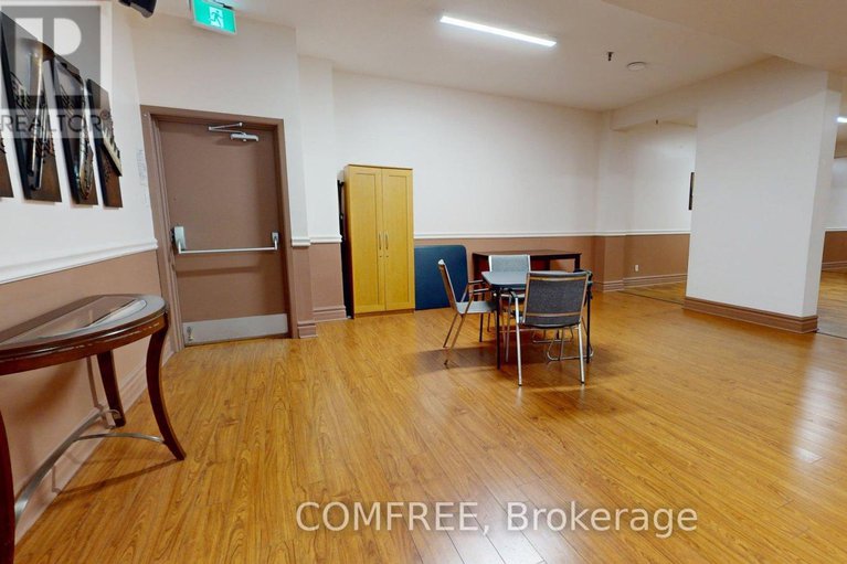 28603961/302-1485-baseline-road/copeland-park/ottawa/ontario/K2C3L8_20