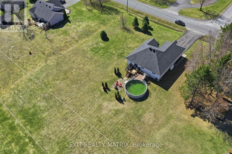 29679099/2117-lemery-street/clarencerockland-twp/clarence-rockland/ontario/K0A1E0_34