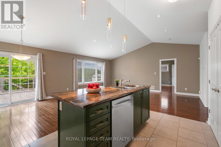 28376742/29-westerra-way/kemptville/north-grenville/ontario/K0G1J0_15
