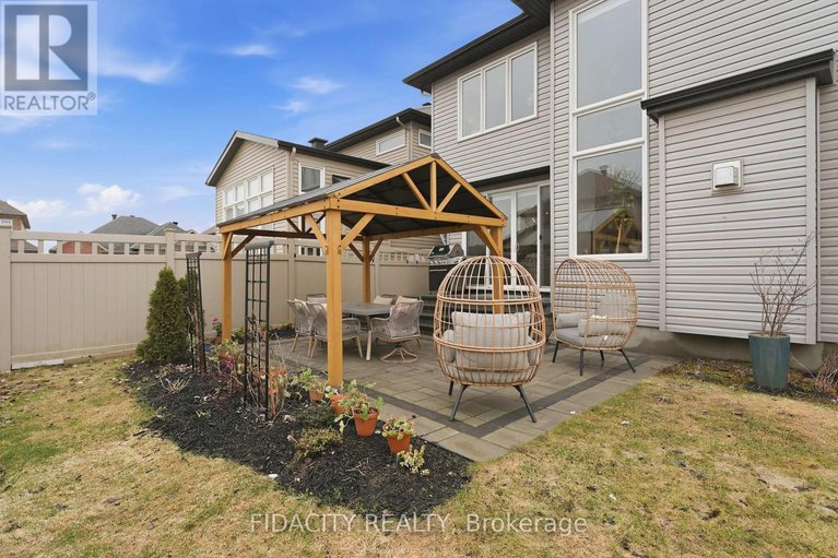 29617148/216-balikun-heights/emerald-meadowstrailwest/ottawa/ontario/K2V0A6_40