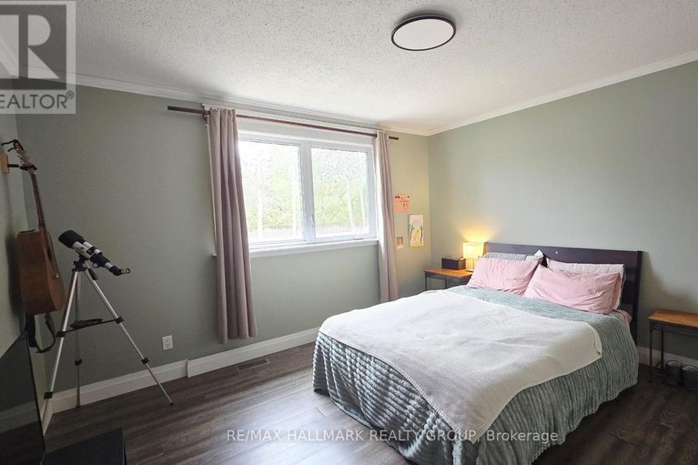 29683864/244-baldwin-street/constance-bay/ottawa/ontario/K0A3M0_12
