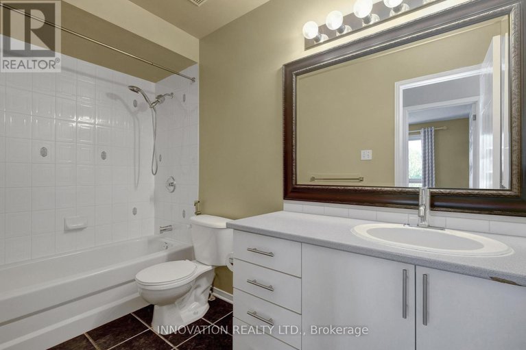 28813798/36-mersey-drive/morgans-grantsouth-march/ottawa/ontario/K2K3A7_35