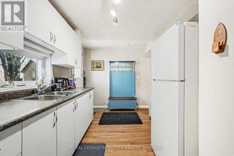 29636244/176-clyde-lane/lanark-highlands-lanark-twp/lanark-highlands/ontario/K0G1K0_18