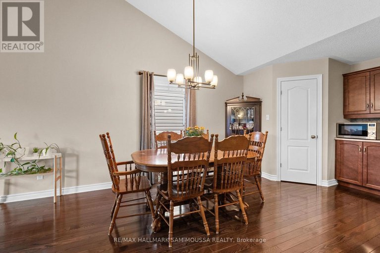 29614140/631-robert-hill-street/almonte/mississippi-mills/ontario/K0A1A0_19