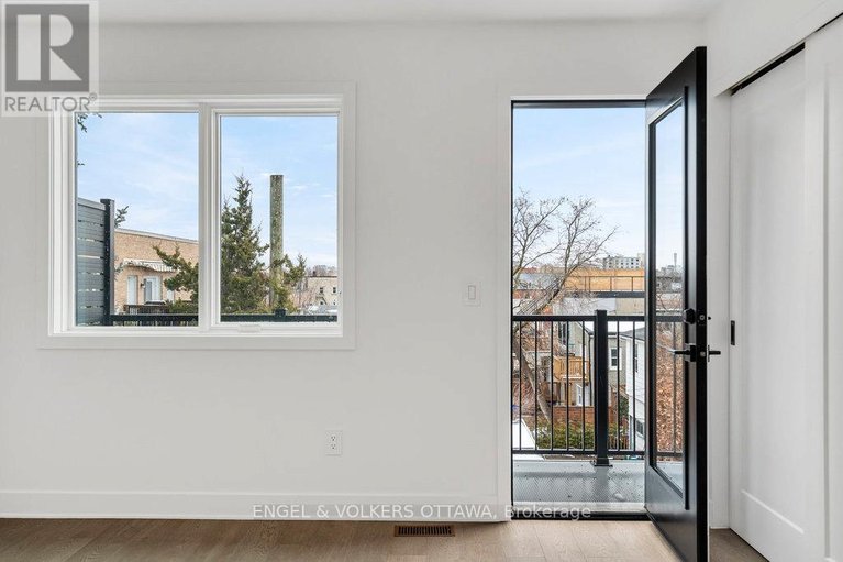 29615595/65-parent-avenue/lower-townbyward-market/ottawa/ontario/K1N0E6_33