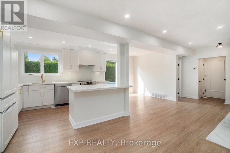 28435442/41-barnes-crescent/leslie-park/ottawa/ontario/K2H7C1_8