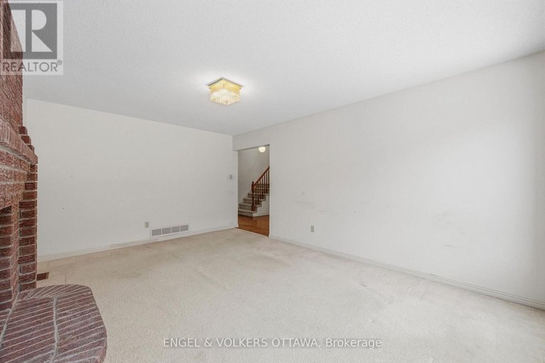 29484139/591-merkley-drive/fallingbrookpineridge/ottawa/ontario/K4A1S3_9