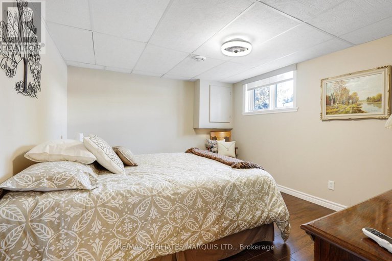 29363009/6-head-street/lancaster/south-glengarry/ontario/K0C1N0_30