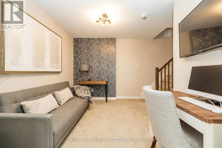 28498335/182-poplin-street/riverside-southgloucester-glen/ottawa/ontario/K4M0G9_9