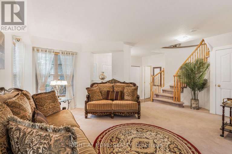 28494229/2383-glandriel-crescent/springridgeeast-village/ottawa/ontario/K4A4T1_7