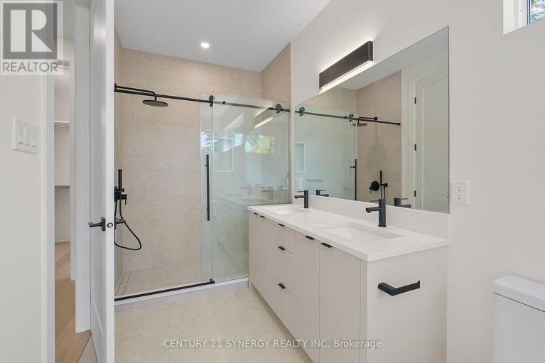 28618349/83-boyce-avenue/britannia/ottawa/ontario/K2B6J1_24