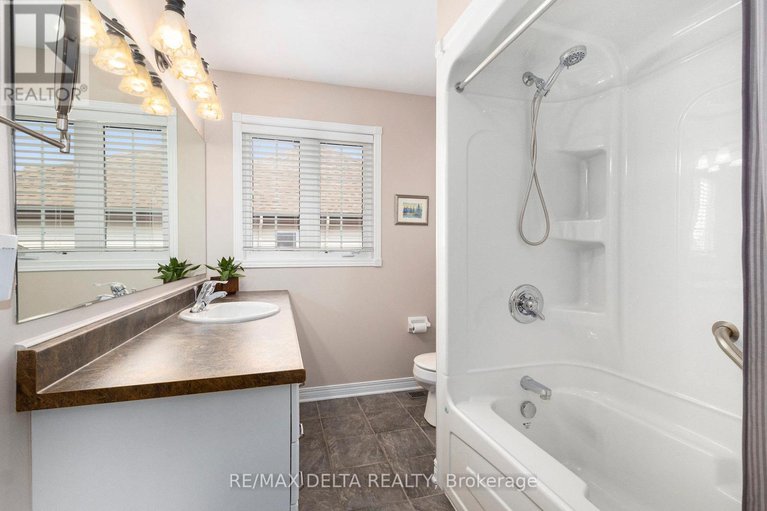 28847181/176-louise-street/town-of-rockland/clarence-rockland/ontario/K4K1R9_18
