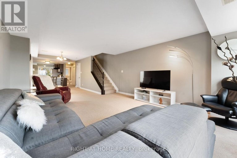 28751724/25-62-argent-private/morgans-grantsouth-march/ottawa/ontario/K2K0H2_2