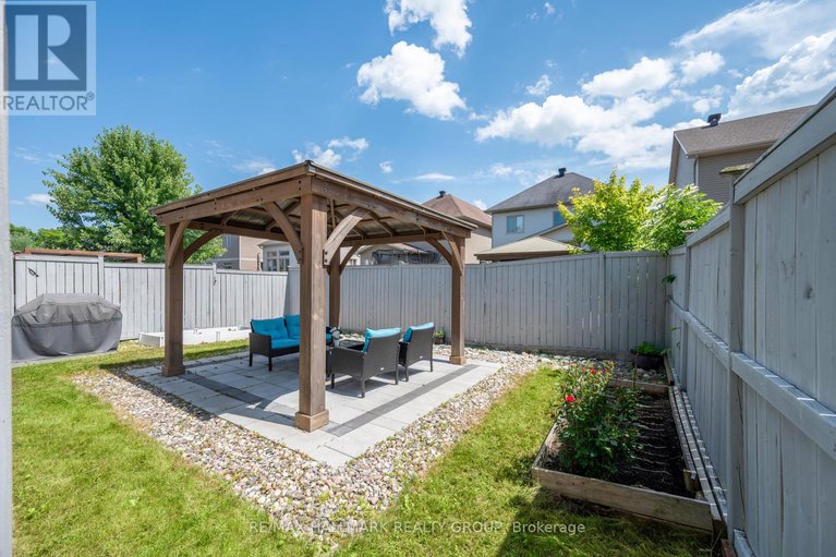 28553258/203-black-sage-crescent/riverside-southgloucester-glen/ottawa/ontario/K1V2J7_40