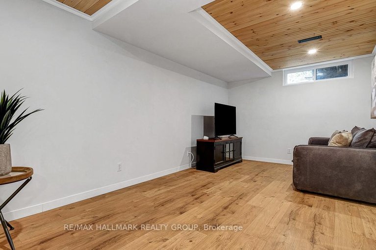 29513772/78-havenhurst-crescent/hunt-club-parkgreenboro/ottawa/ontario/K1T3G5_45