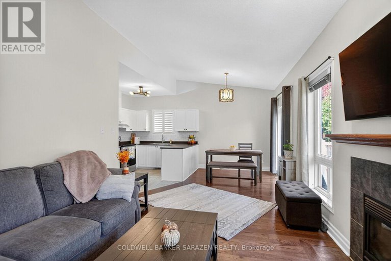 29124597/7-whitechapel-crescent/longfields/ottawa/ontario/K1S3G7_19