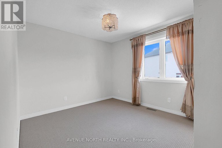 29402755/429-dovehaven-street/mer-bleuebradley-estatesanderson-park/ottawa/ontario/K1W0H2_26