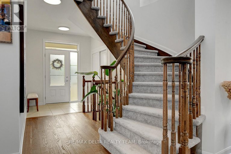 28745097/370-aquaview-drive/avalon-east/ottawa/ontario/K4A5K5_4