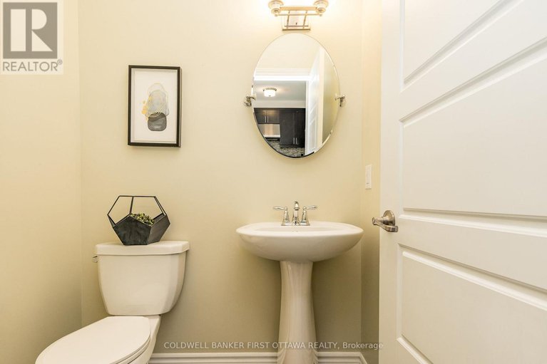28805520/170-flowing-creek-circle/emerald-meadowstrailwest/ottawa/ontario/K2M0K2_13