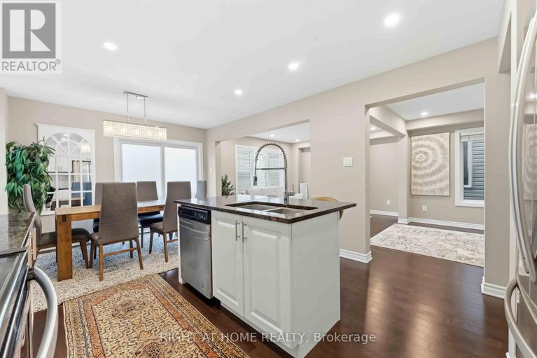 29467529/1001-rue-du-manege-street/stittsville-south/ottawa/ontario/K2S0Y7_13