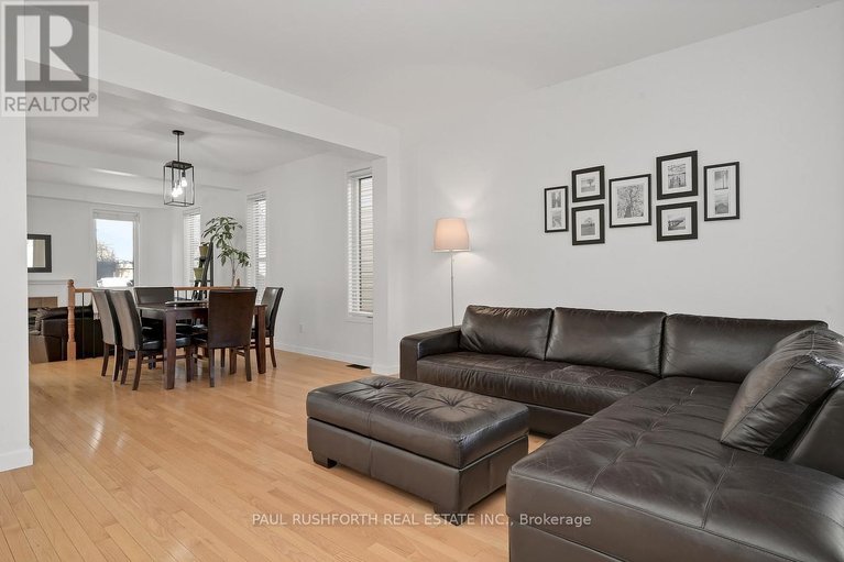 29641686/338-kinghorn-crescent/morgans-grantsouth-march/ottawa/ontario/K2K3R5_16