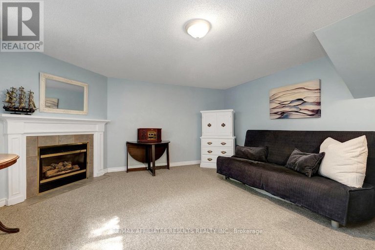 28855277/2-wedgewood-crescent/blackburn-hamlet/ottawa/ontario/K1B4B4_34