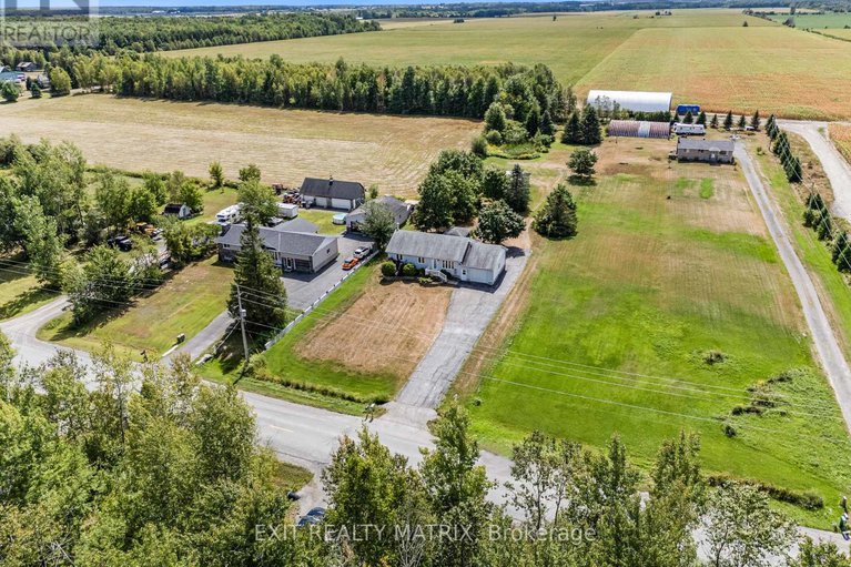 28785994/3704-pattee-road-e/champlain-twp/champlain/ontario/K6A2R2_34