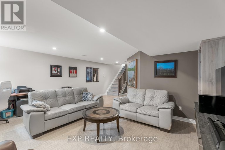 28670012/394-warmstone-drive/stittsville-north/ottawa/ontario/K2S1B9_39