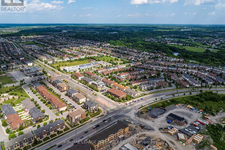28528713/d-780-chapman-mills-drive/strandherd/ottawa/ontario/K2J0V4_47