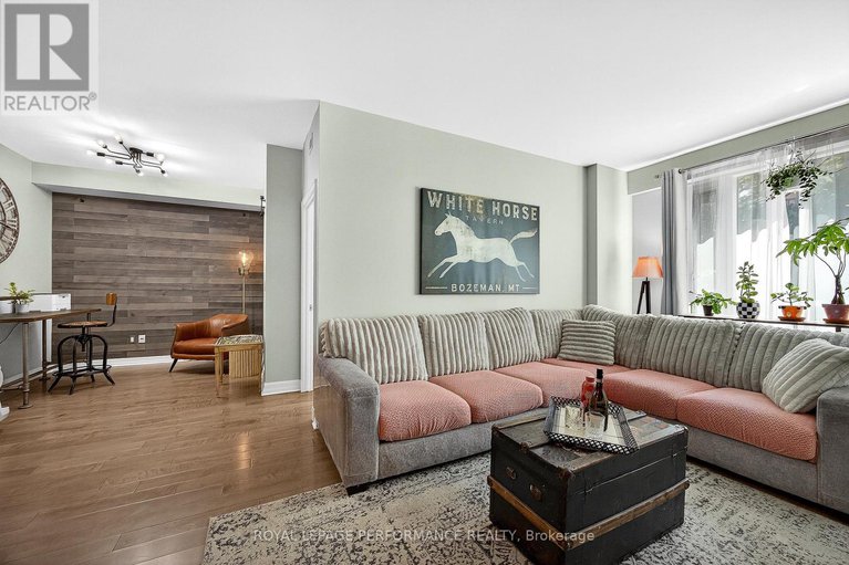 28676641/103-200-besserer-street/sandy-hill/ottawa/ontario/K1N0A7_10