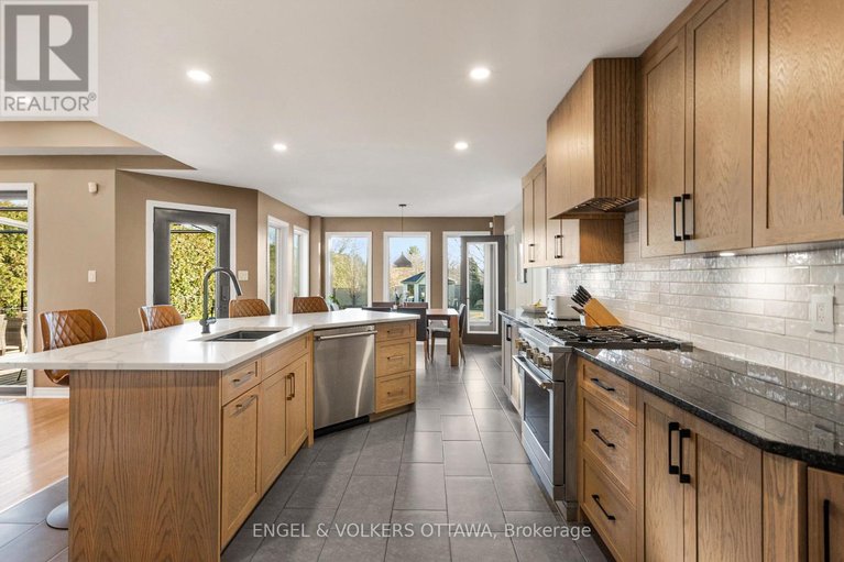 29666801/32-barcham-crescent/hearts-desire/ottawa/ontario/K2J3Z7_13