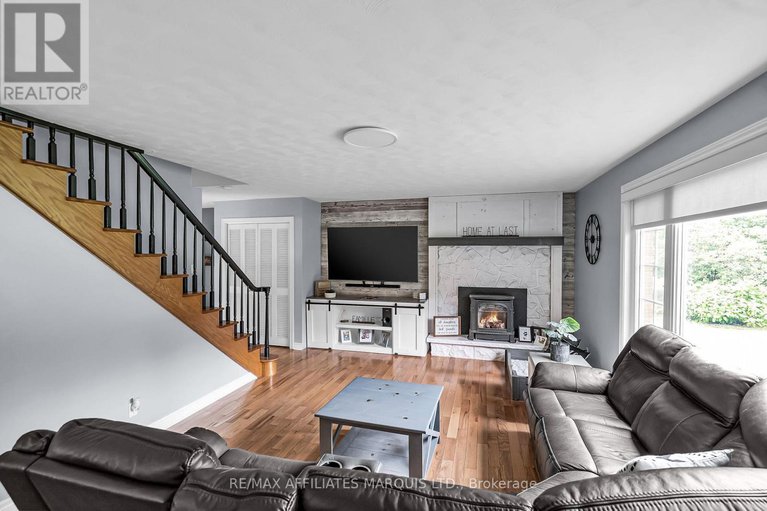 28475191/18201-county-rd-19-road/south-glengarry-charlottenburgh-twp/south-glengarry/ontario/K6K0A7_9