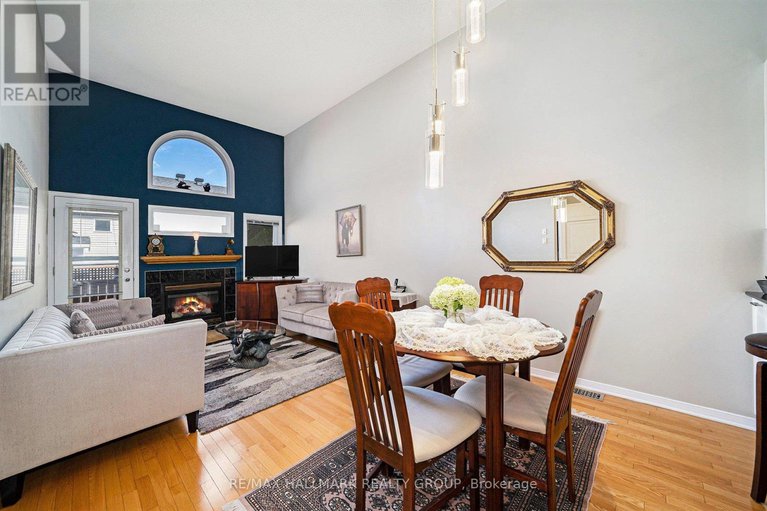 28796114/7-maple-park-private/upper-hunt-club/ottawa/ontario/K1T4A6_9