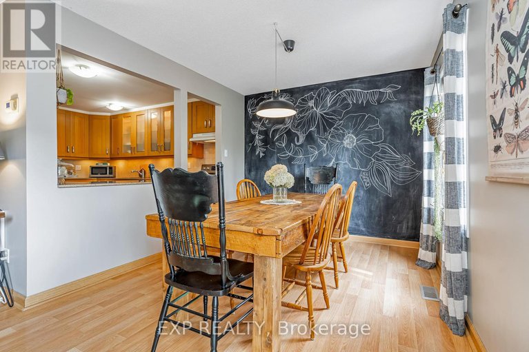 28924711/36-bethune-way/beaverbrook/ottawa/ontario/K2K1C3_11